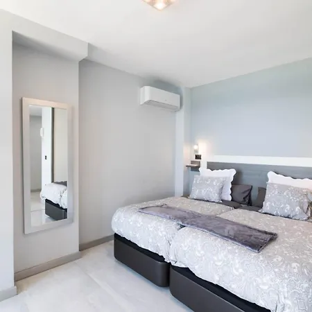 Deluxe Supreme Malaga