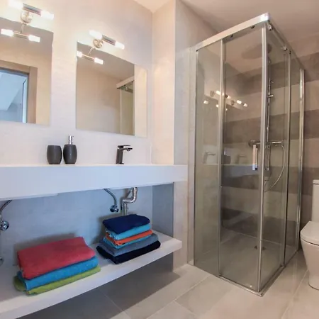 Deluxe Supreme Apartment *