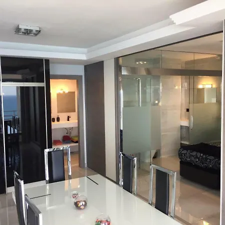 Deluxe Supreme Apartment *