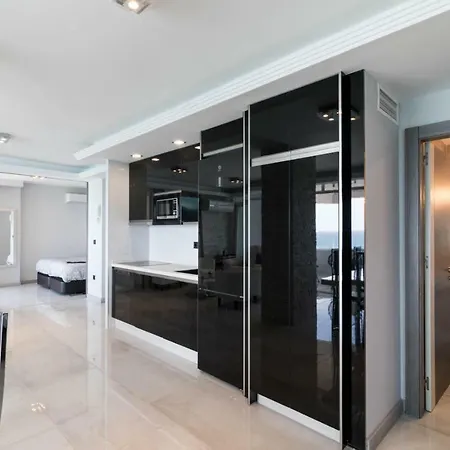 Deluxe Supreme Apartment *