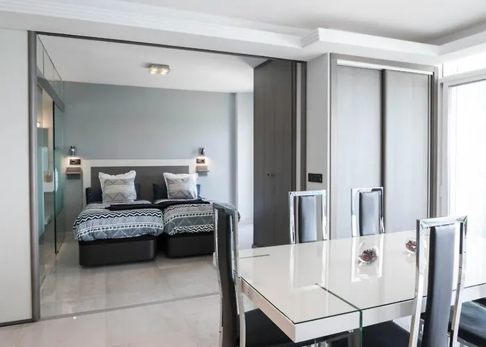 Deluxe Supreme Malaga